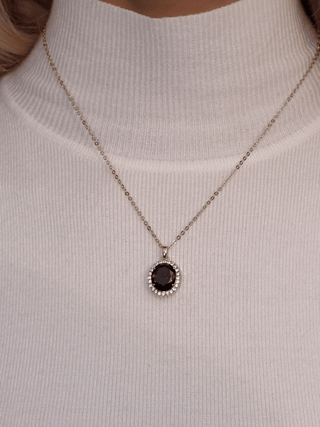 Belle Necklace - Garnet