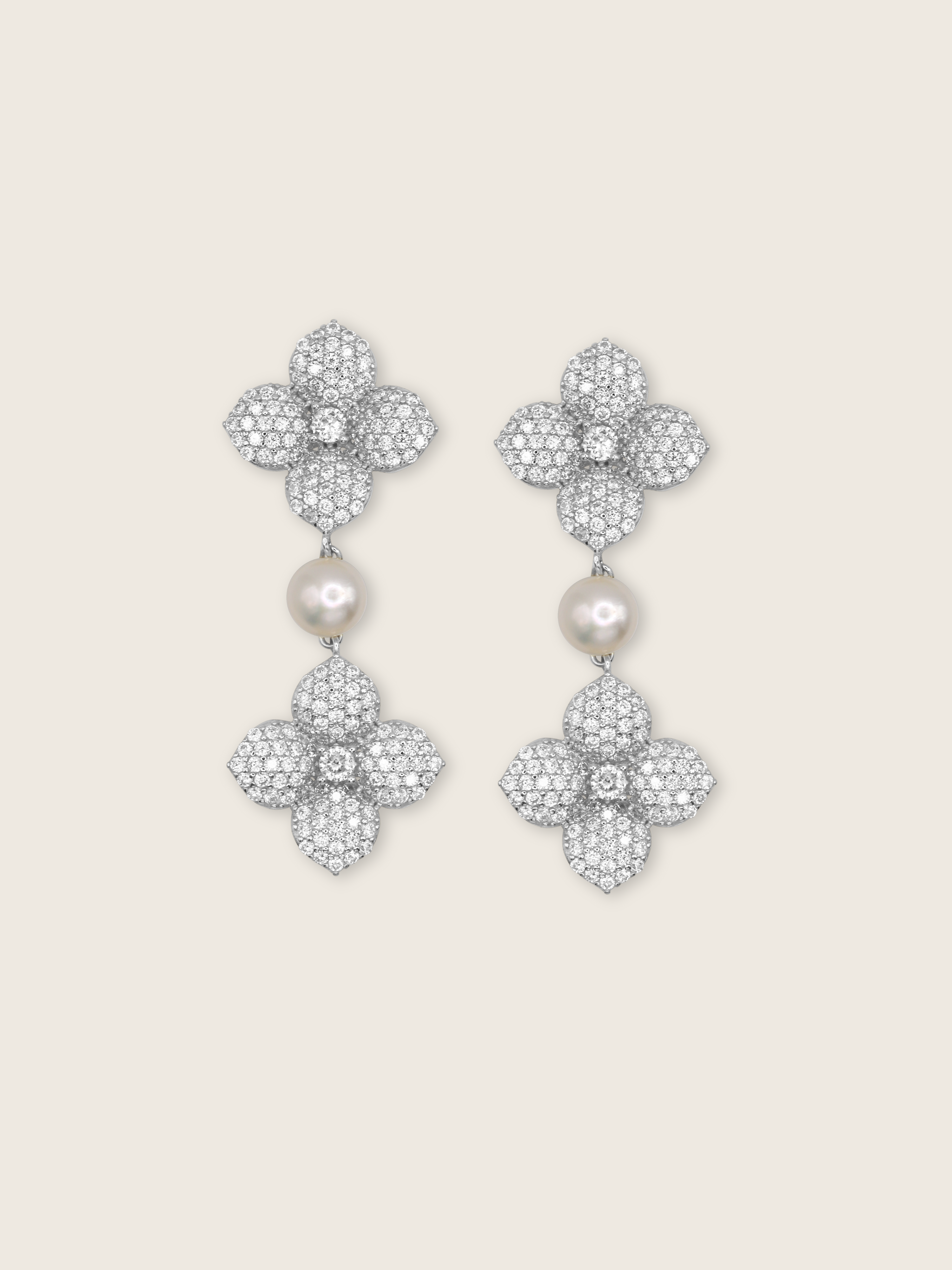 Hydrangea Pearl Drop Earring