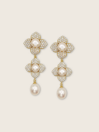 Hydrangea Triple Pearl Earring - Gold