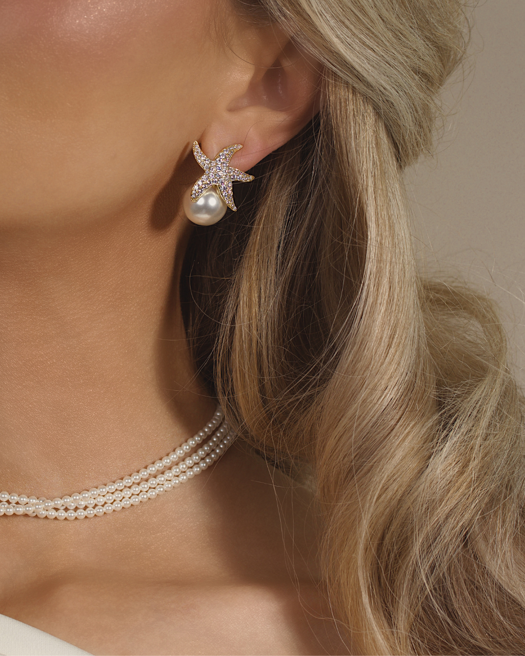 Classic Pearl Necklace