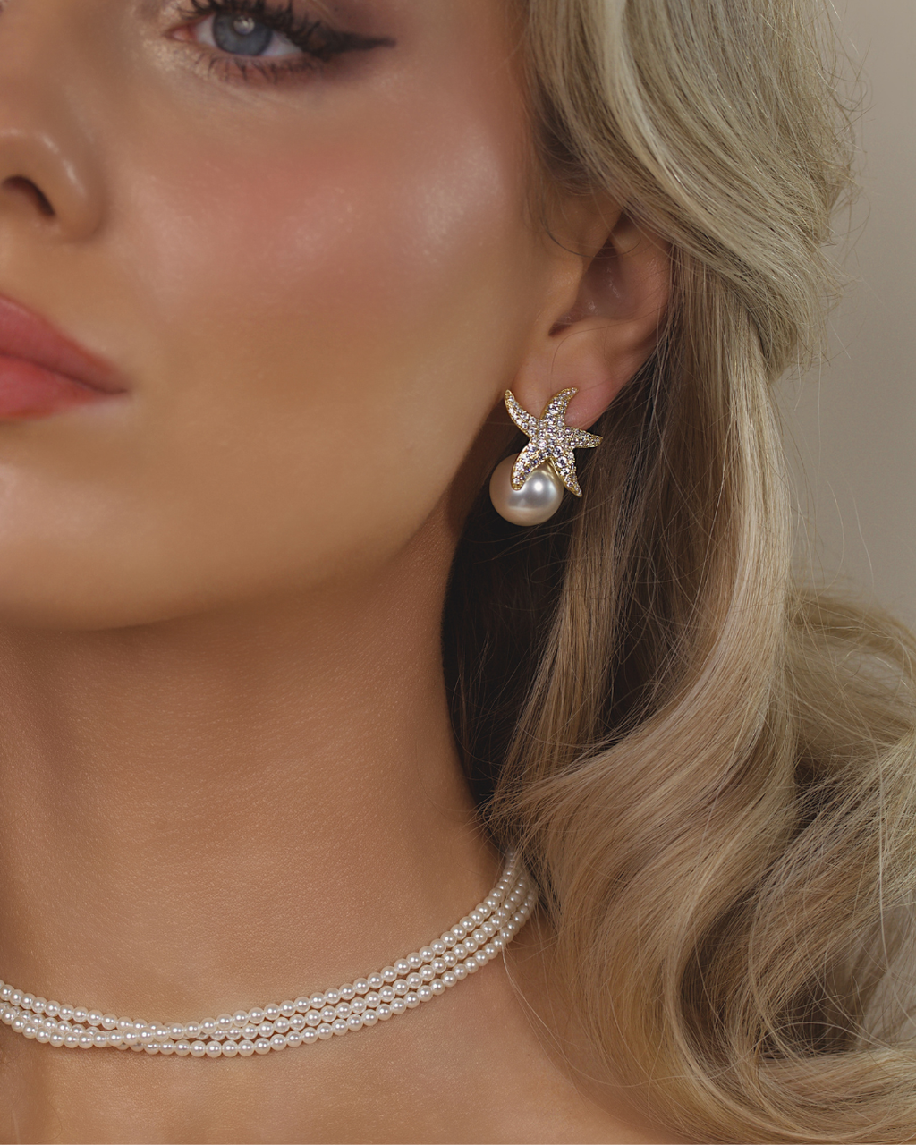 Classic Pearl Necklace