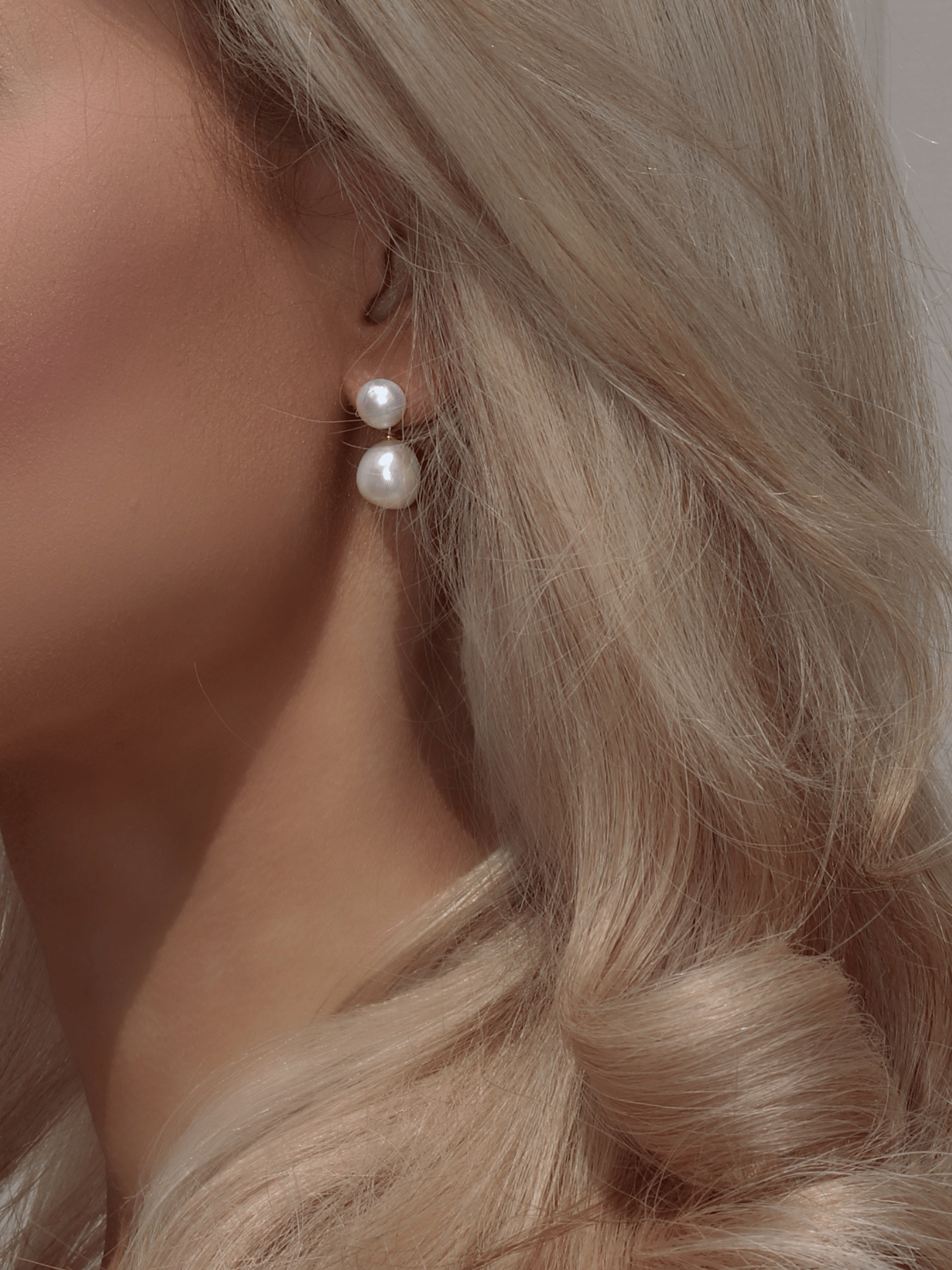 *PRE-ORDER FOR EST. 31ST AUGUST* Delphine Double-Pearl Drop Earrings