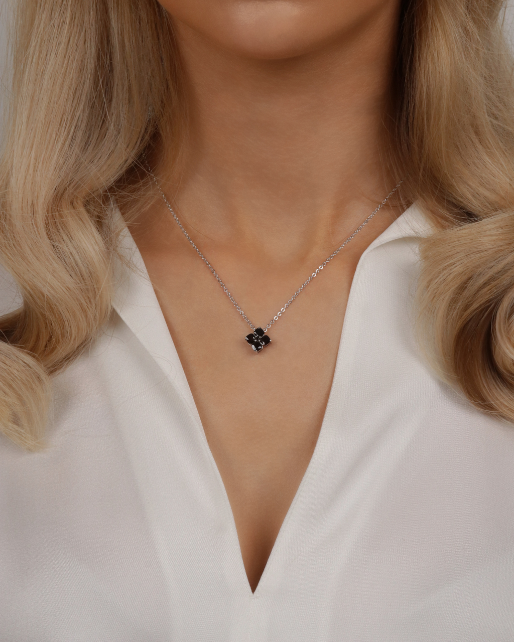 Mini Crystal Hydrangea Necklace - Espresso