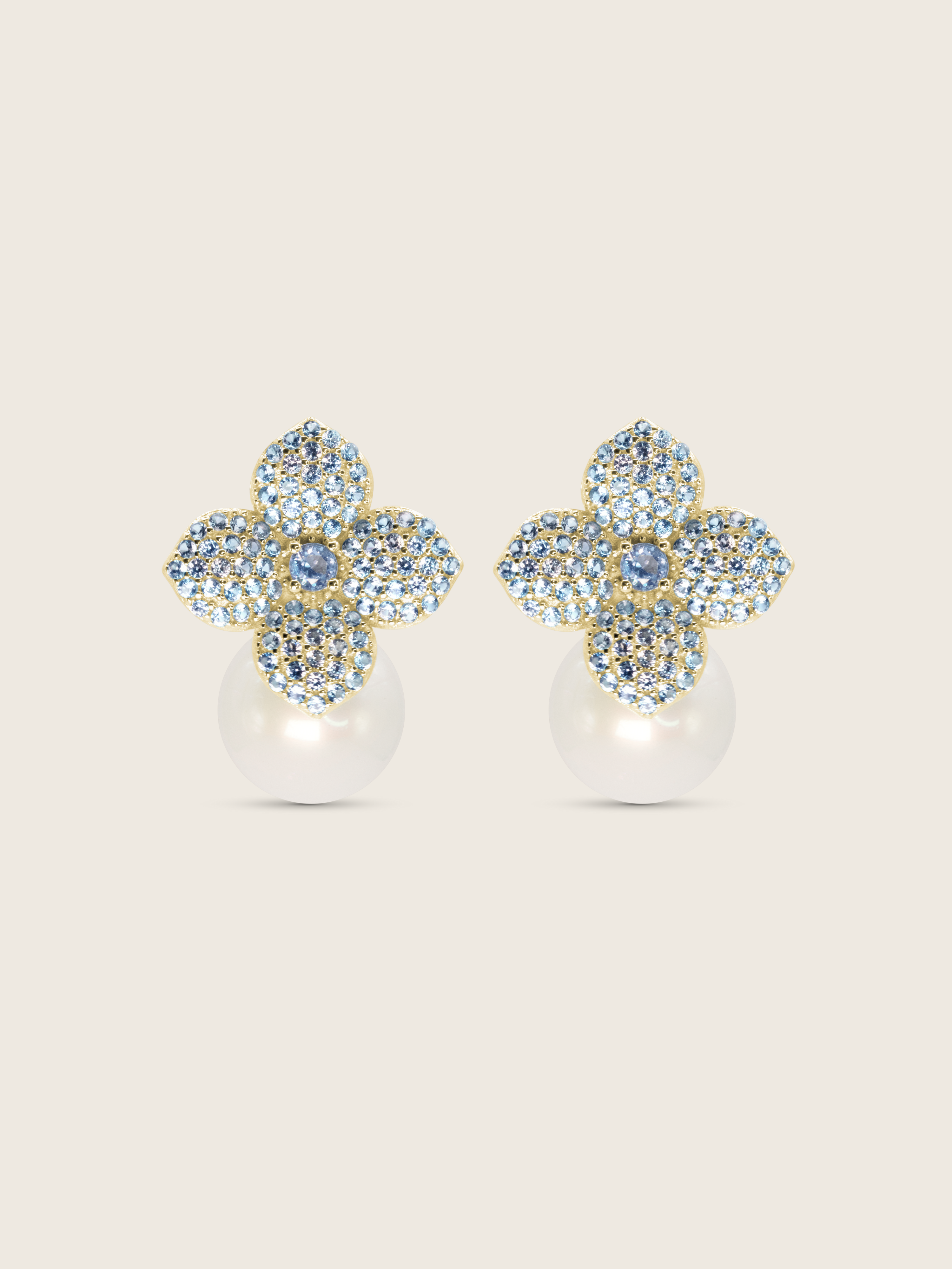 Hydrangea Earrings - Light Blue