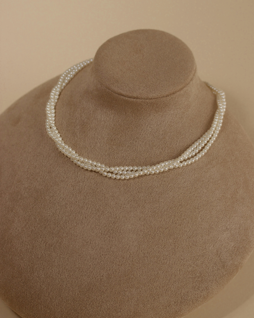 Classic Pearl Necklace