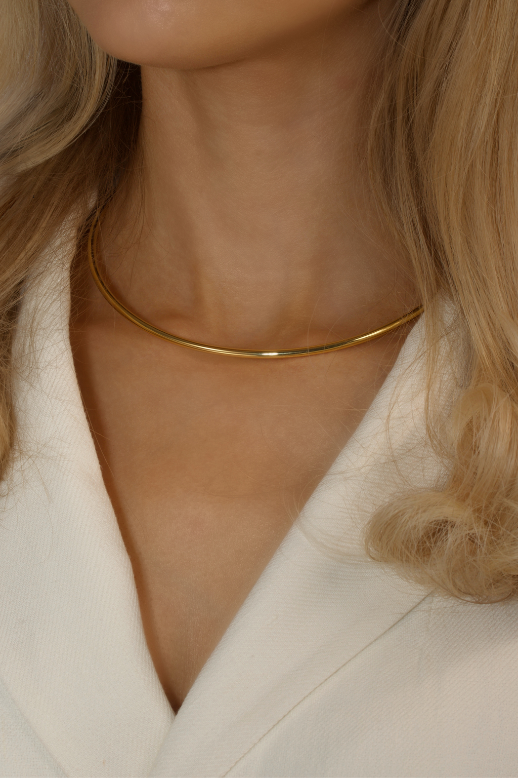 Cuff Choker