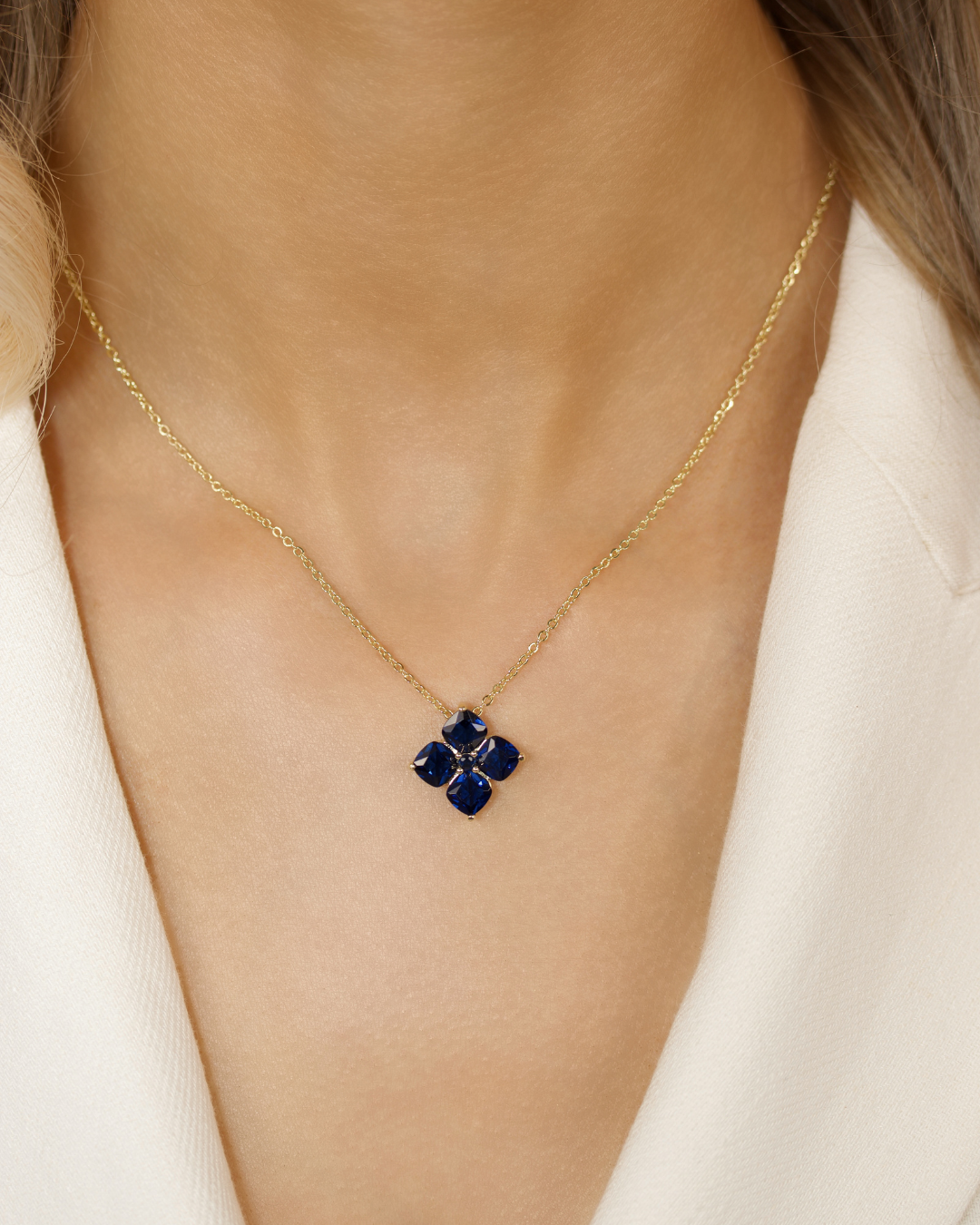 Crystal Hydrangea Necklace - Blueberry