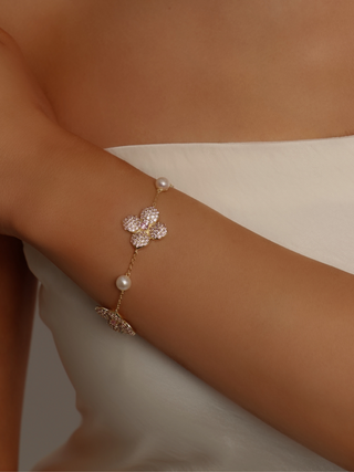 Hydrangea Pearl Bracelet - Light Pink