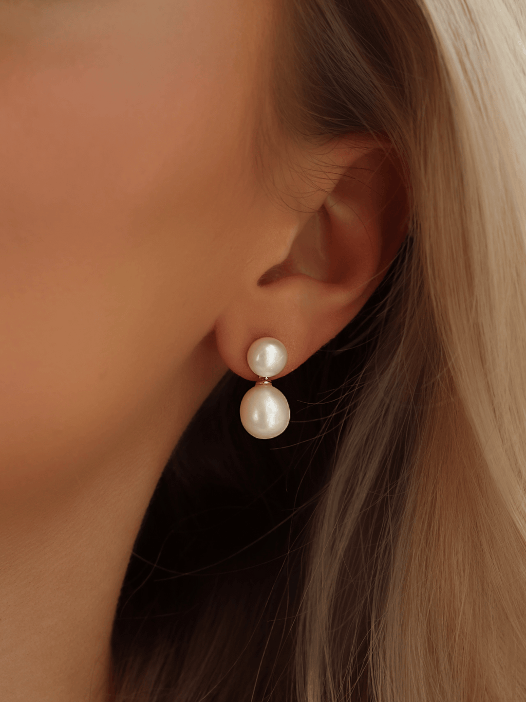 *PRE-ORDER FOR EST. 31ST AUGUST* Delphine Double-Pearl Drop Earrings