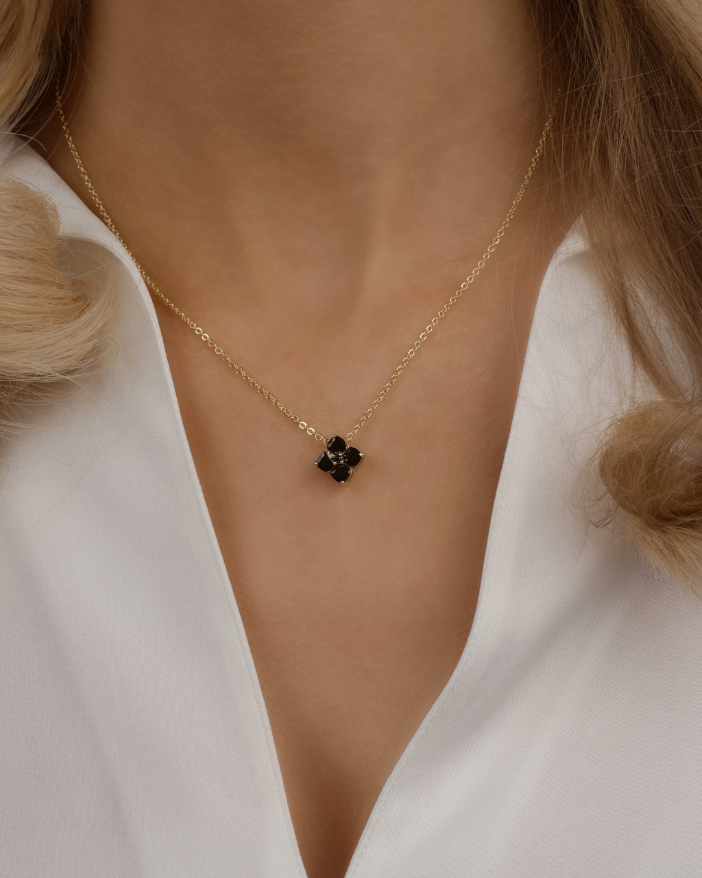 Mini Crystal Hydrangea Necklace - Espresso