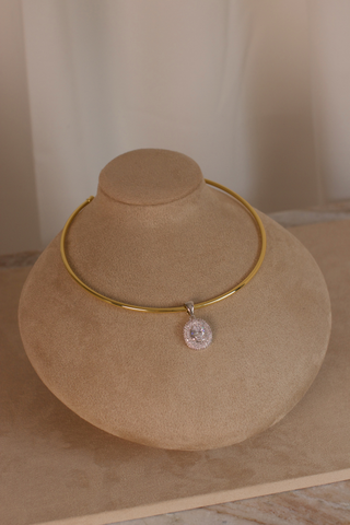 Desirée Oval Charm