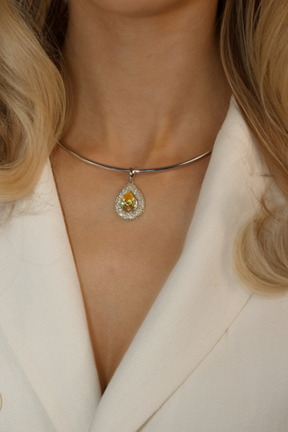 Desirée Pear Charm - Lemon Drop