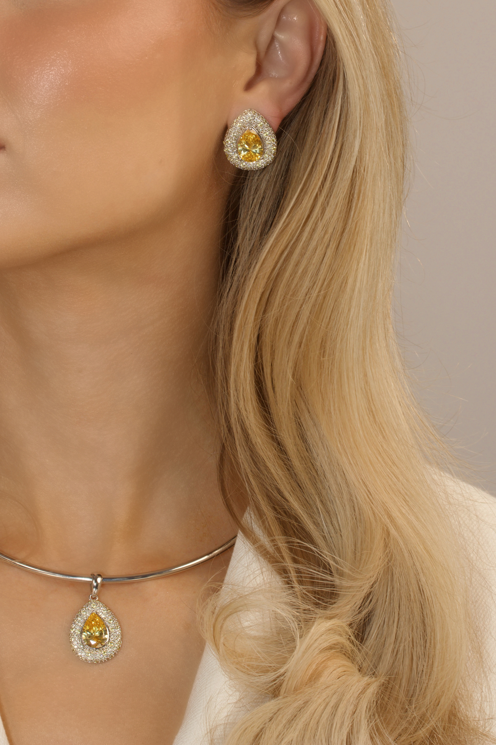Desirée Pear Earrings - Lemon Drop