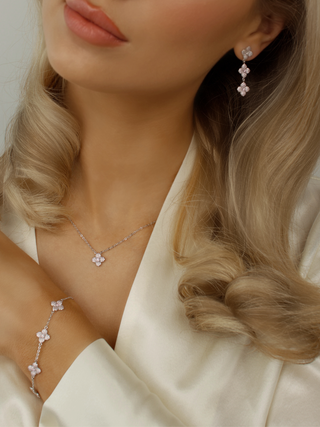 Mini-Triple Hydrangea Earrings - Light Pink