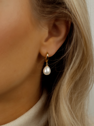 Felicity Freshwater Pearl Earrings