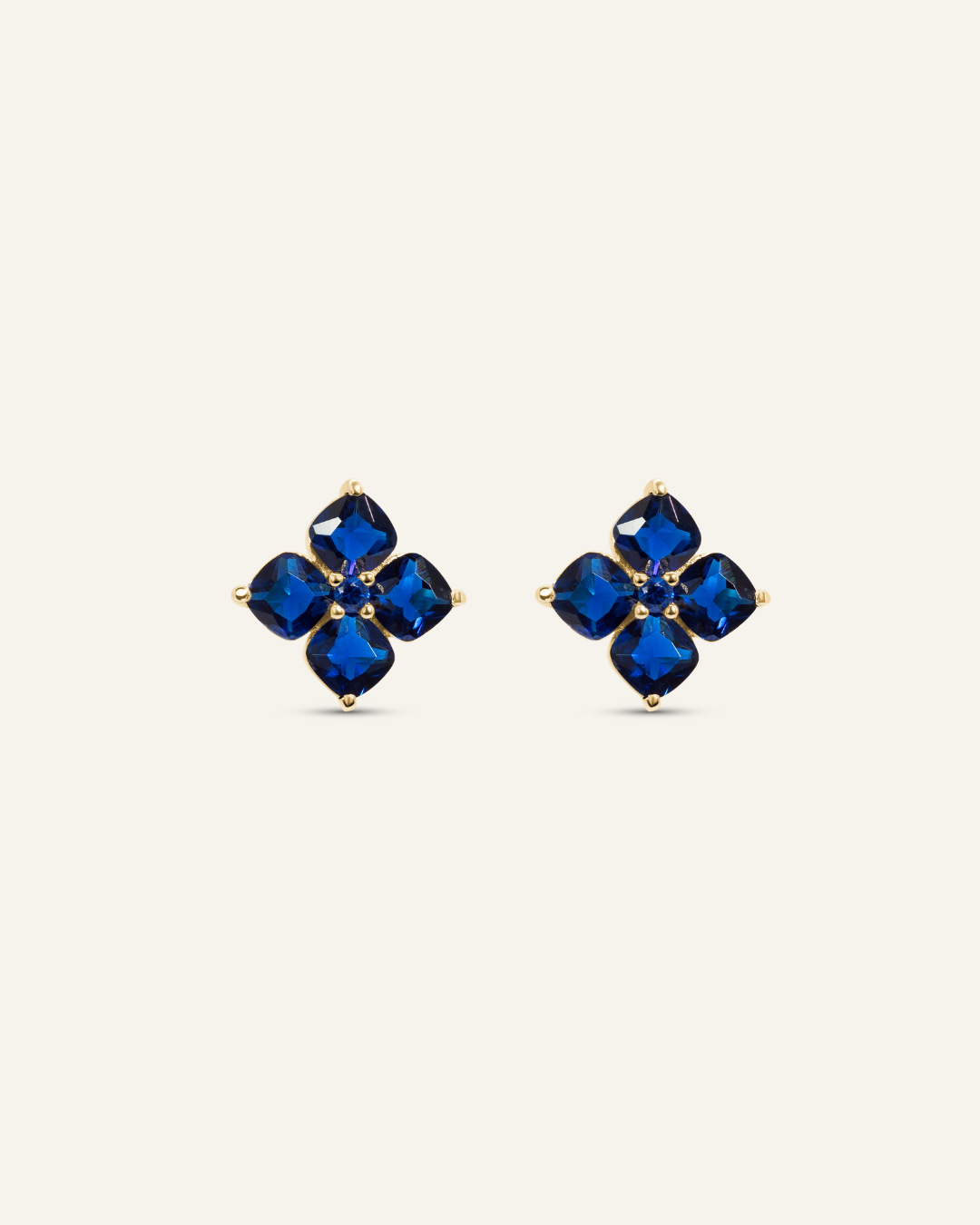 Crystal Hydrangea Stud Earrings - Blueberry