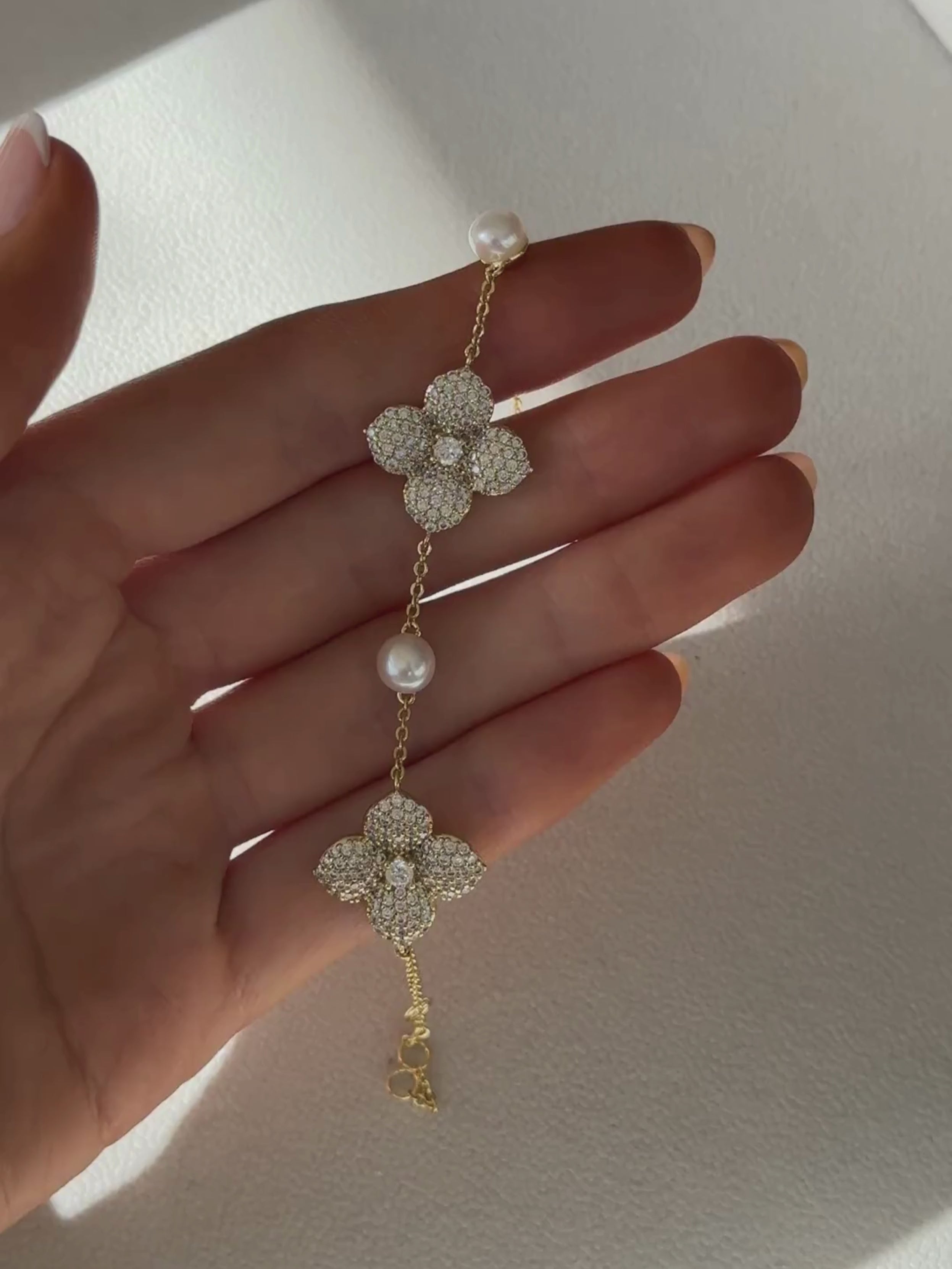 Hydrangea Pearl Bracelet