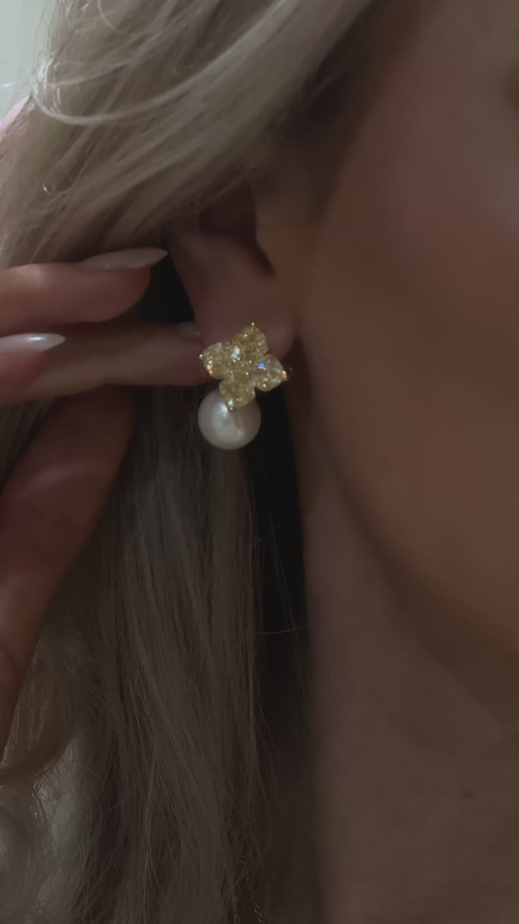Crystal Hydrangea Pearl Earrings - Lemon Drop