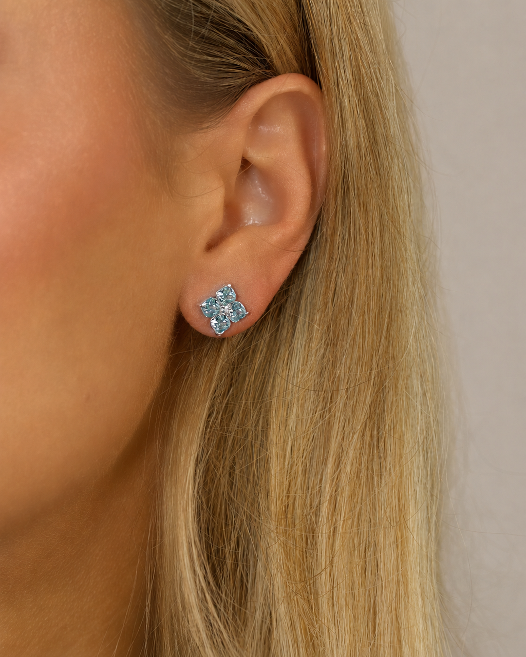 Mini Crystal Hydrangea Stud Earrings - Aqua