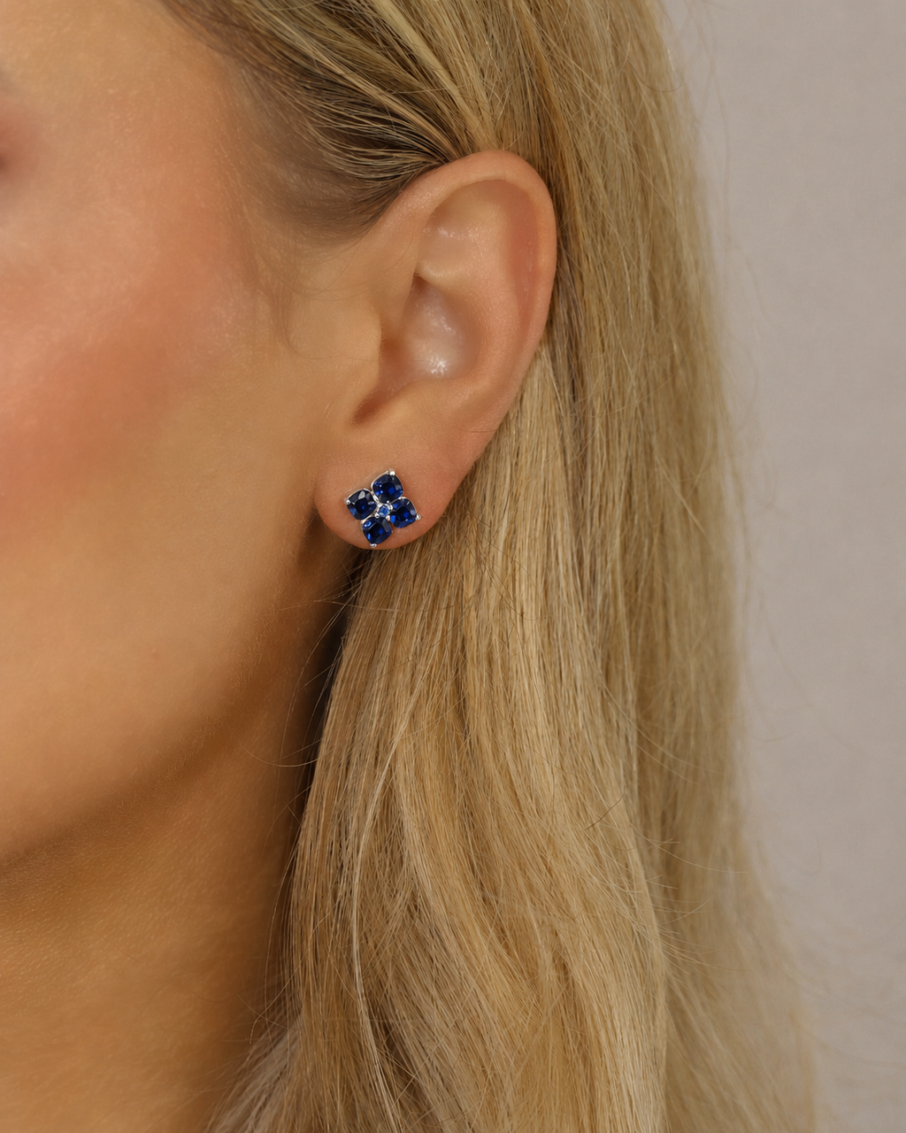 Mini Crystal Hydrangea Stud Earrings - Blueberry