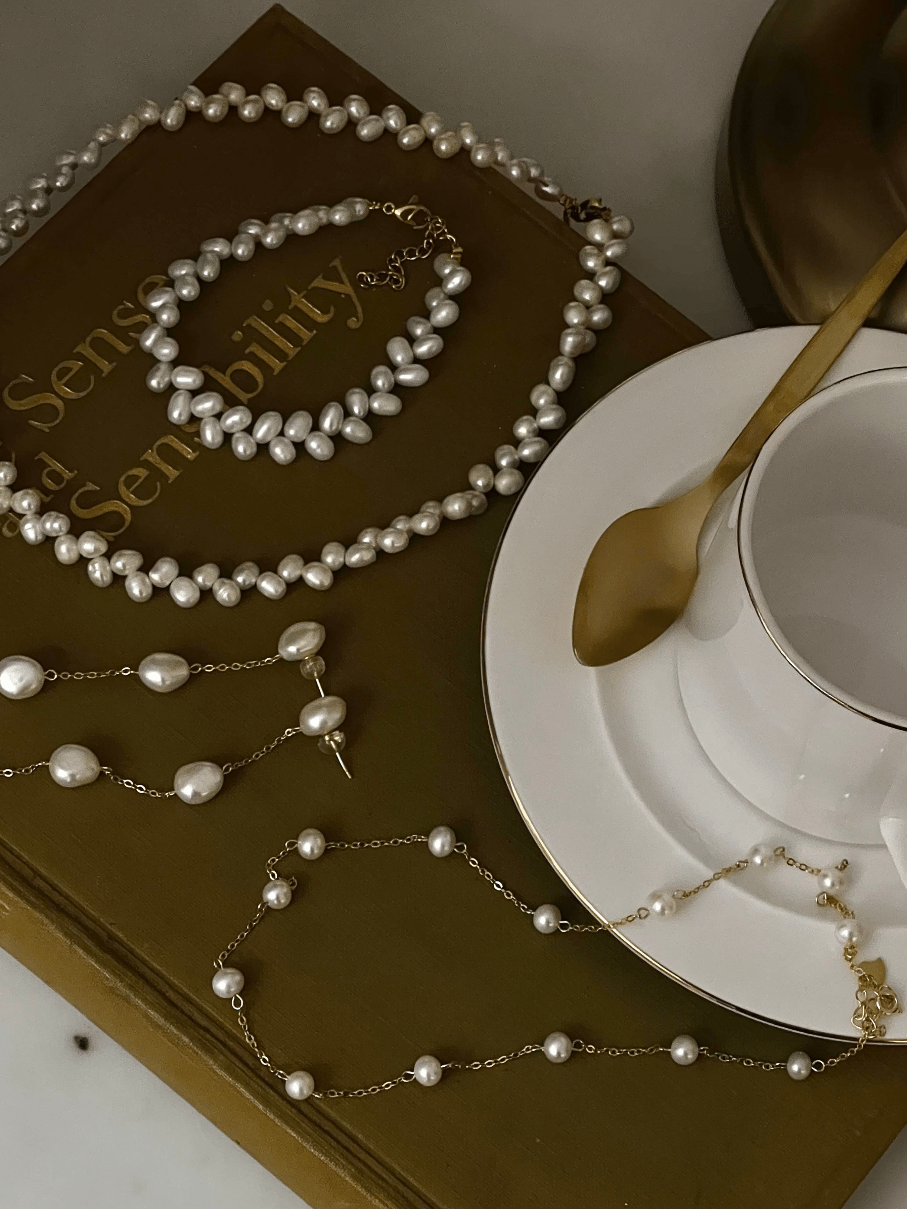 Sophia Mini Freshwater Pearl Choker