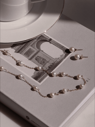 *PRE-ORDER 4 WEEKS* Sophia Mini Freshwater Pearl Choker