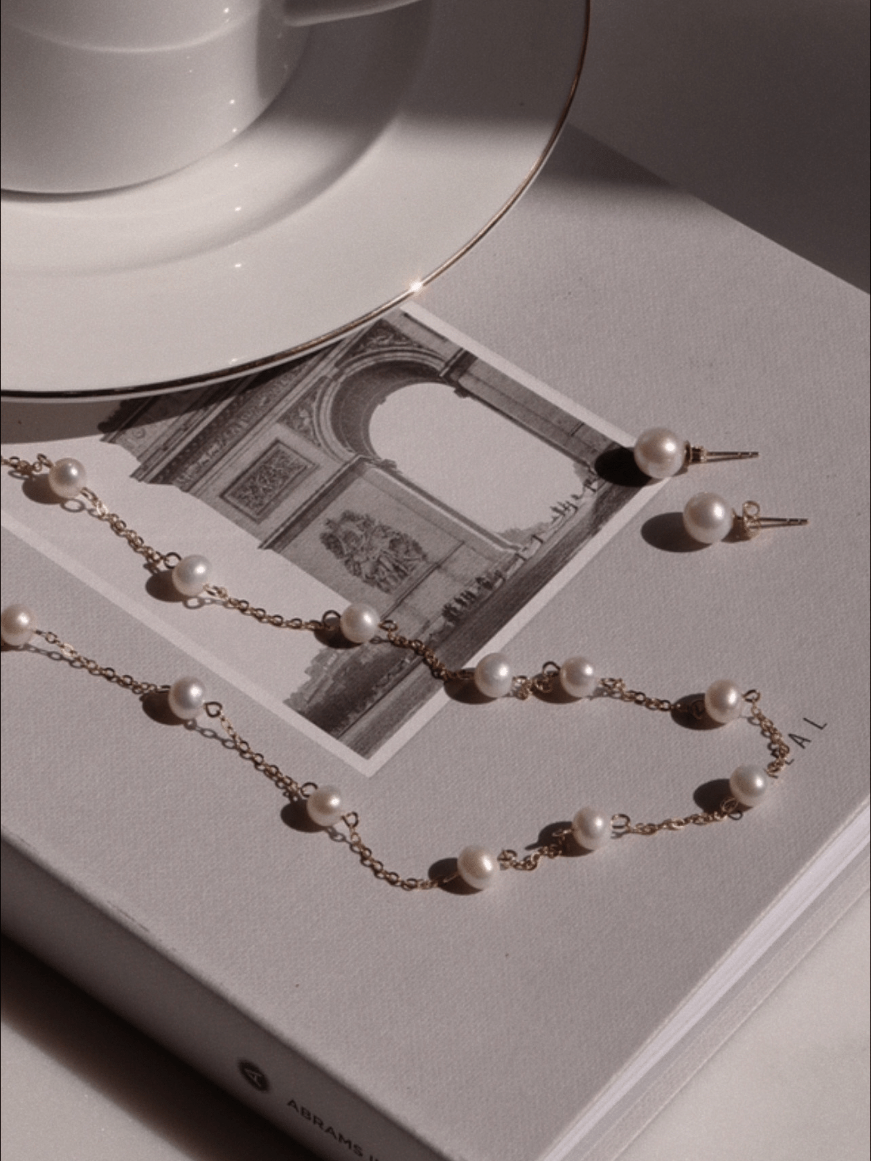 Sophia Mini Freshwater Pearl Choker