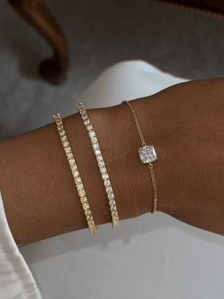 REGINA Princess Cut Square Bracelet