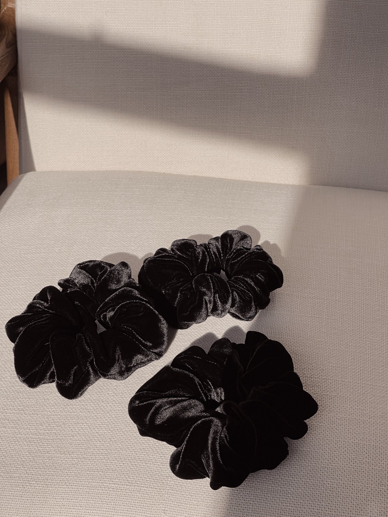 Silk Velvet Scrunchie - Rich Black - Nice Cream London